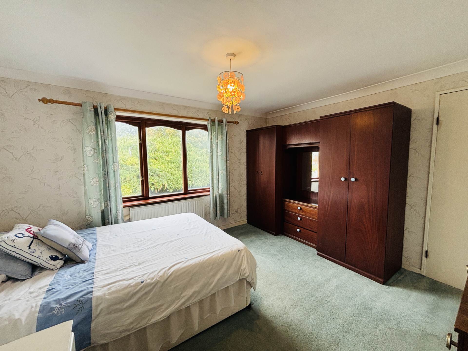 Rushey Hey Road, Southdene, Image 11