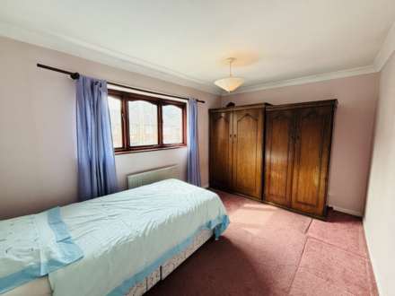 Rushey Hey Road, Southdene, Image 12