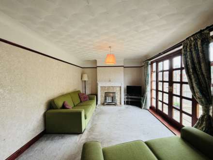 Rushey Hey Road, Southdene, Image 6