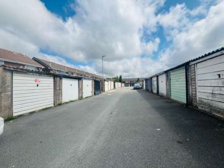 Clare Walk, Fazakerley, Image 15