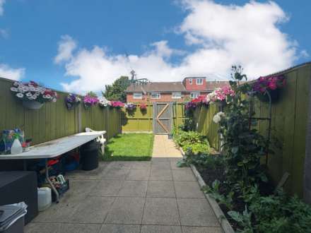 Clare Walk, Fazakerley, Image 16