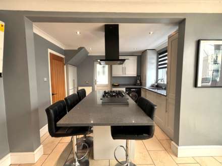 Malvern Close, Mill Park, Image 10