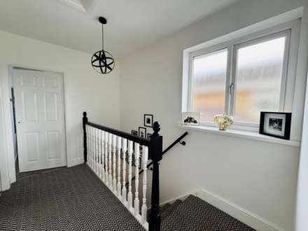 Malvern Close, Mill Park, Image 14