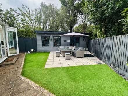 Malvern Close, Mill Park, Image 24