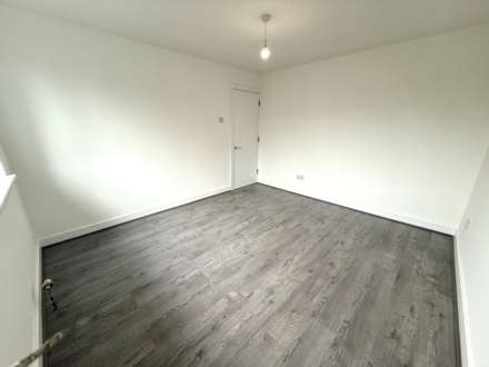 Melling Drive, Old Hall Estate, Image 13
