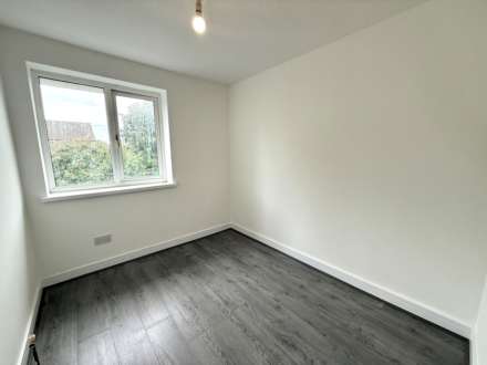 Melling Drive, Old Hall Estate, Image 14