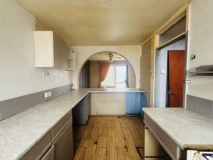 Thistley Hey Road, Southdene, Image 6