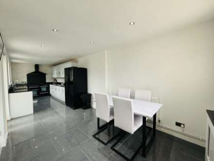 Shirdley Ave, Southdene, Image 13