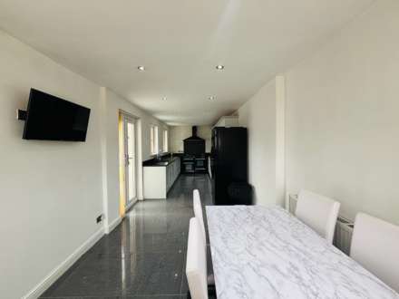 Shirdley Ave, Southdene, Image 15