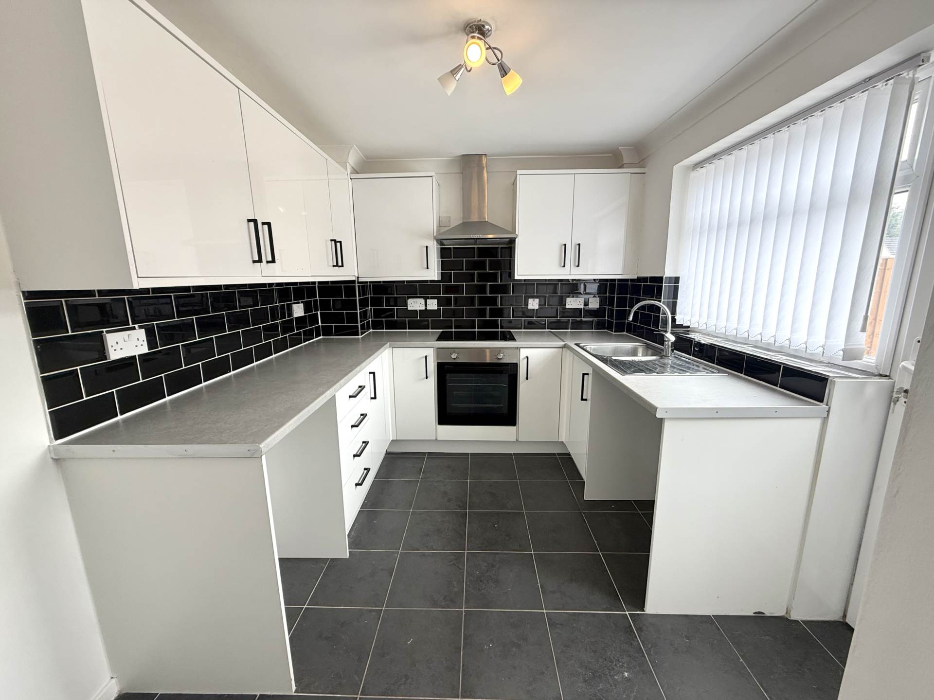 Pauline Walk, Fazakerley, Image 5