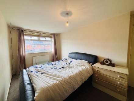Ullswater Close, Towerhill, Image 10