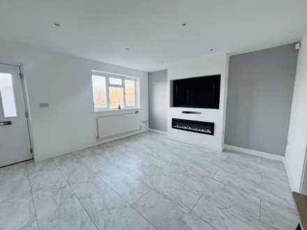 Minstead Avenue, Northwood, Image 6