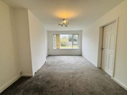 Jarrett Walk, Northwood, Image 4