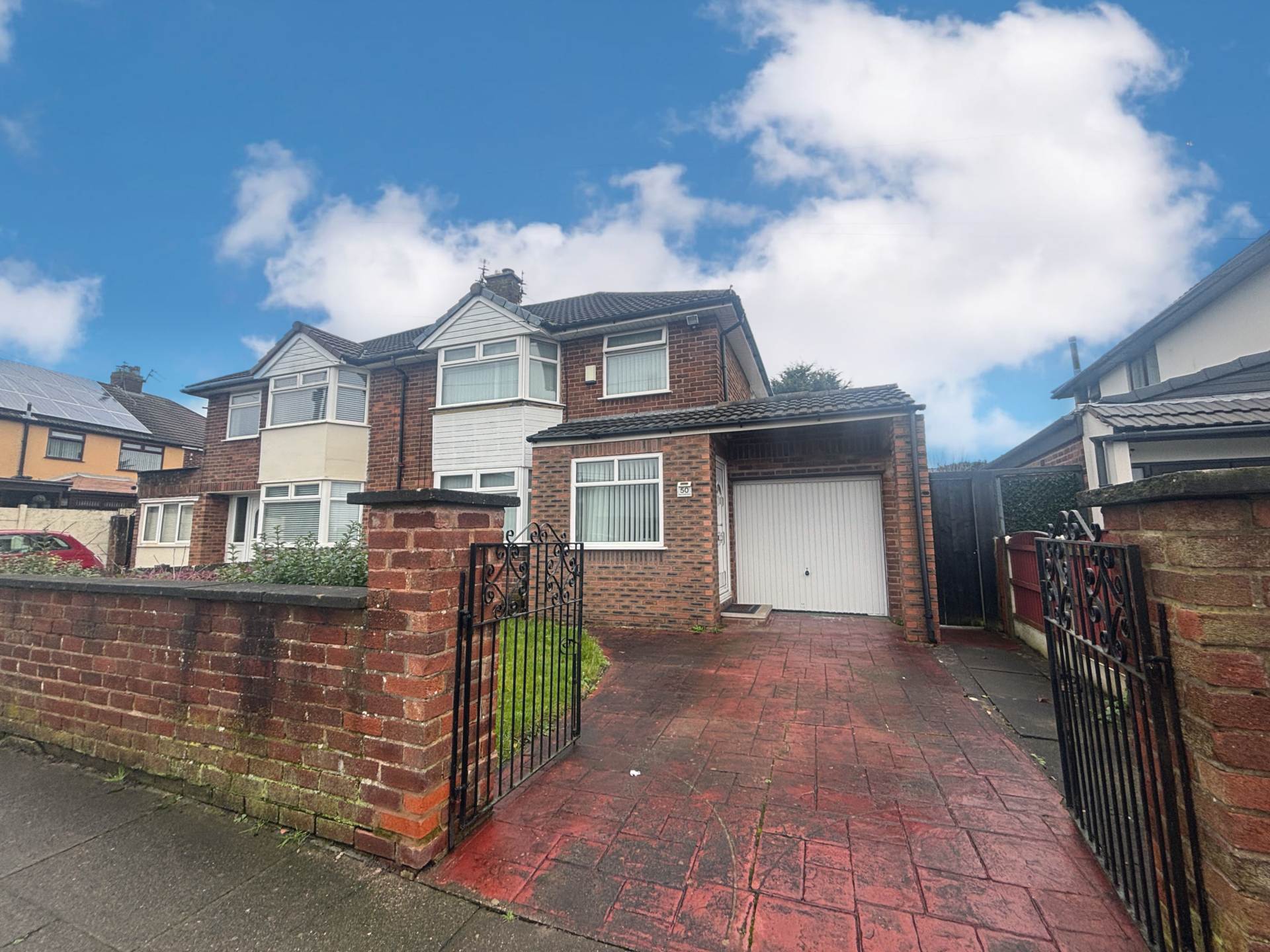 Cherryfield Drive, Southdene, Image 26