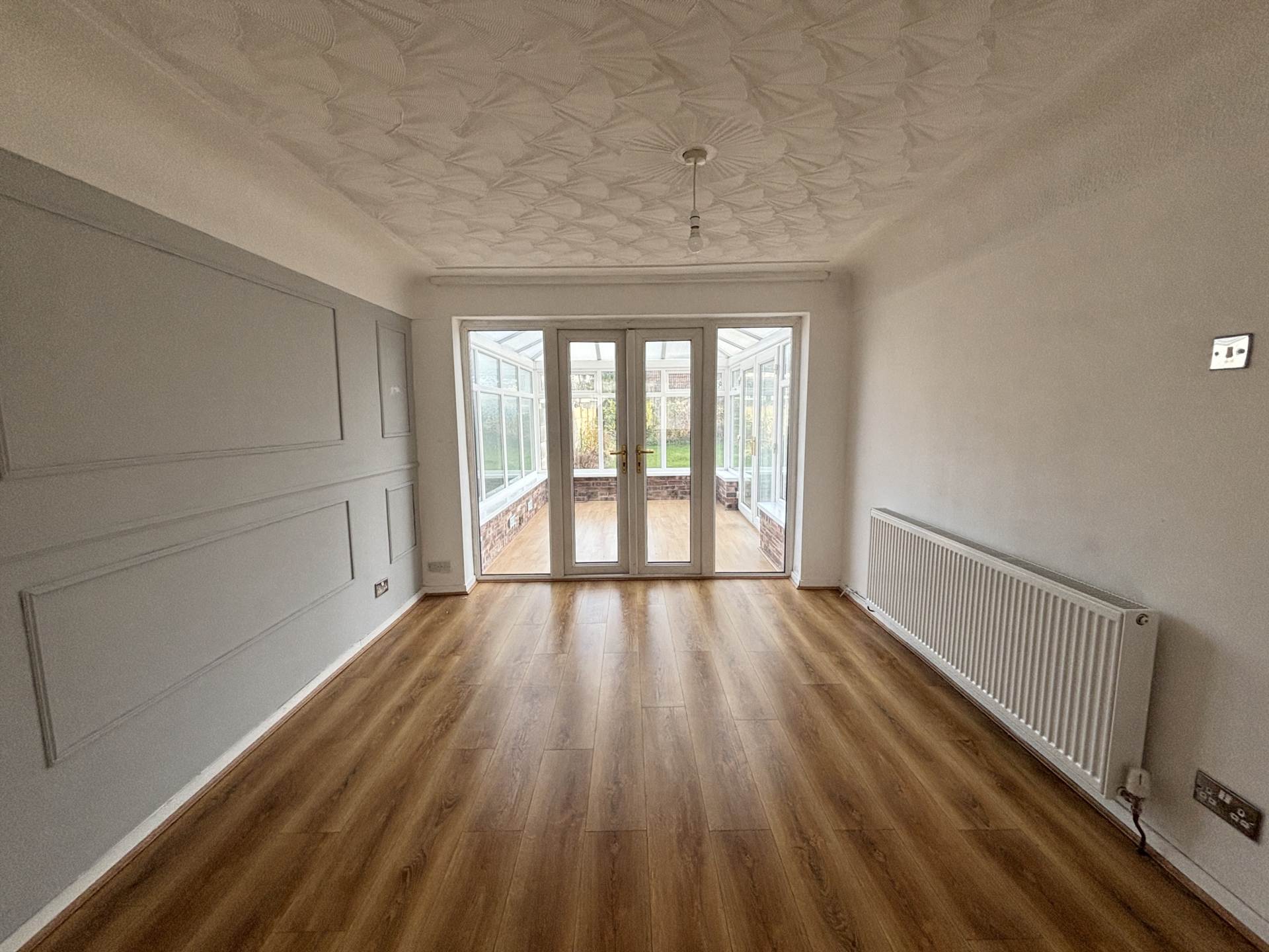 Cherryfield Drive, Southdene, Image 5