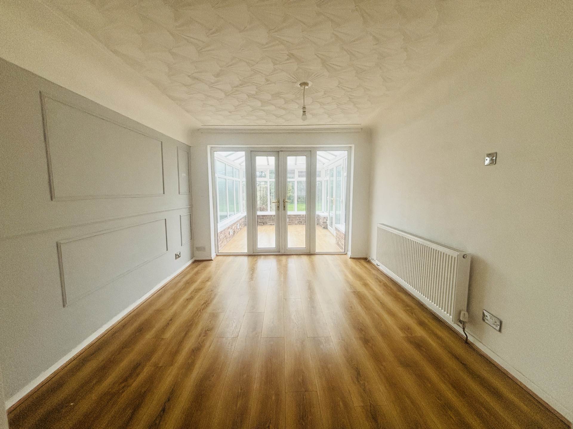 Cherryfield Drive, Southdene, Image 7