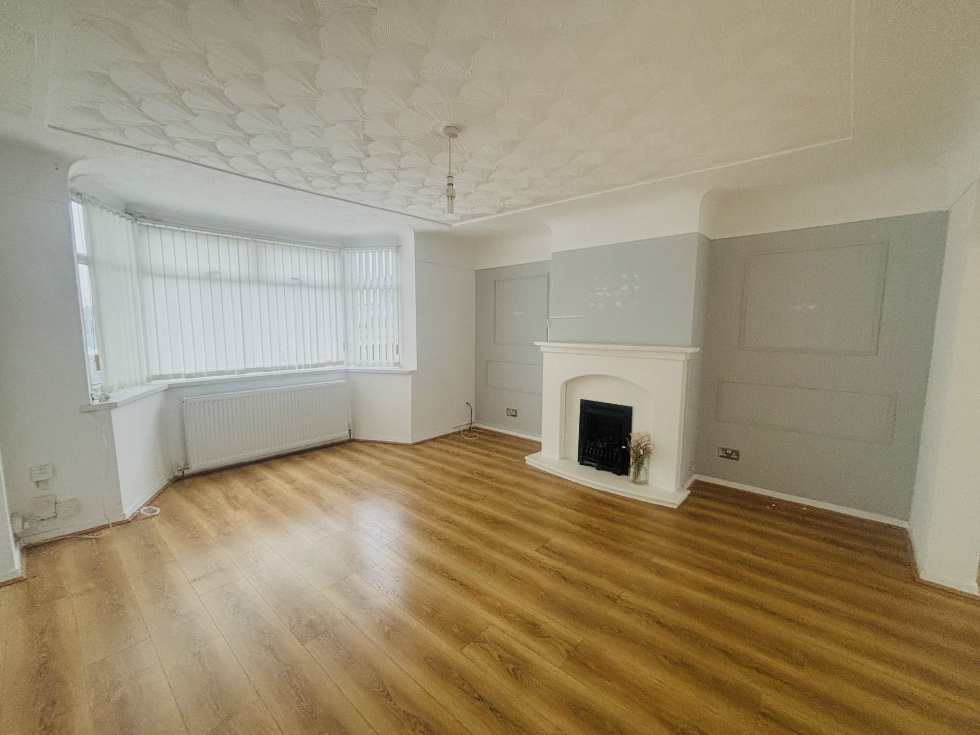 Cherryfield Drive, Southdene, Image 9