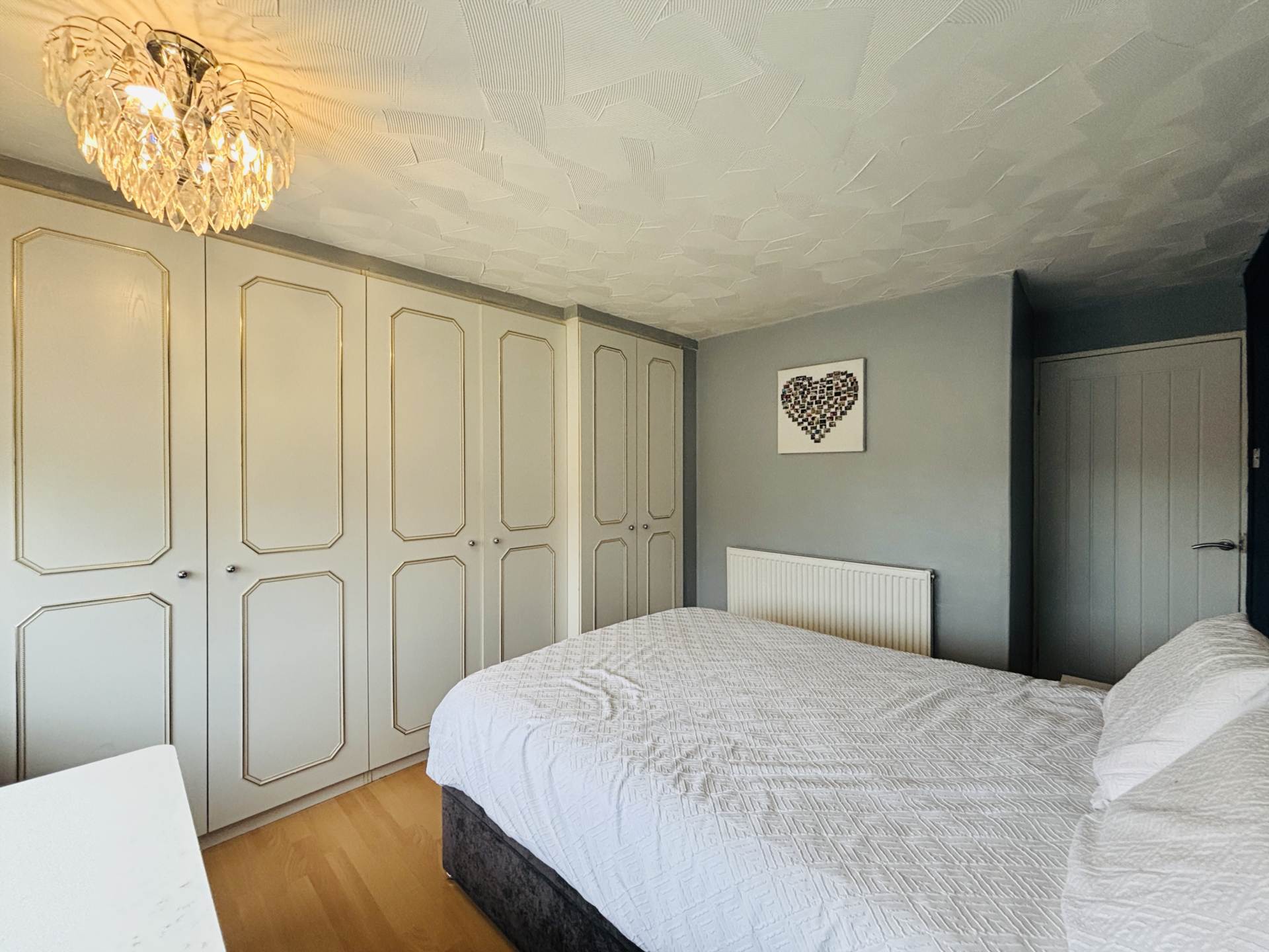 Wellfield Avenue, Southdene, Image 12
