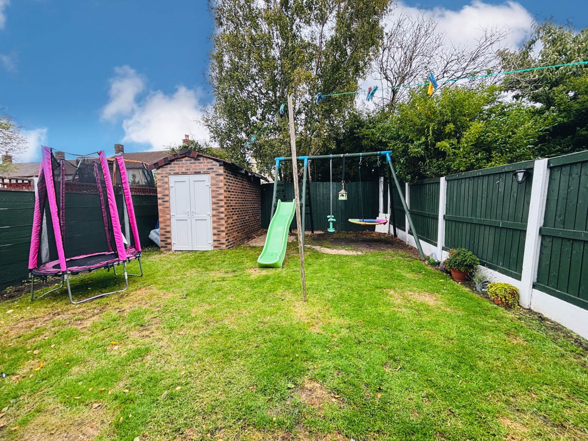 Wellfield Avenue, Southdene, Image 18