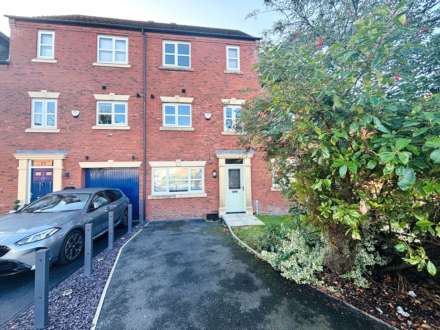 4 Bedroom Town House, Harworth Road, St Helens