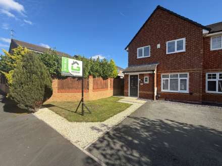Meadowbarn Close, Southdene, Image 24