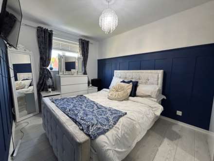 St Christophers Drive, Huyton, Image 18
