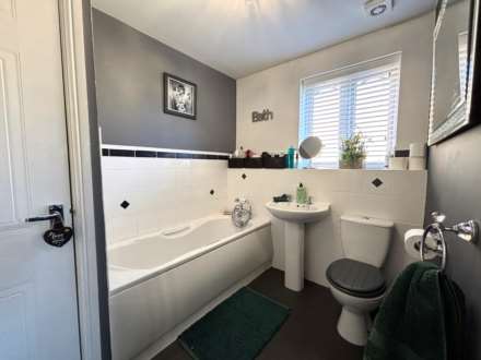 St Christophers Drive, Huyton, Image 23