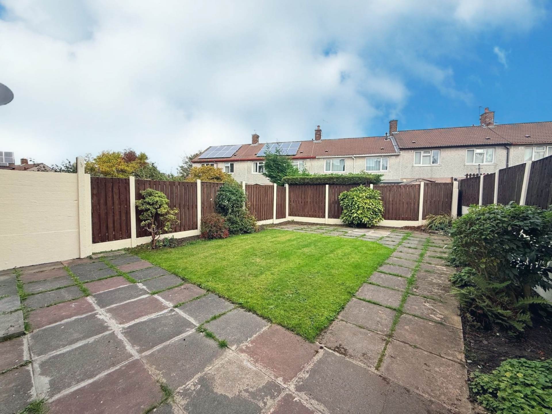 Westhead Close, Northwood, Image 16