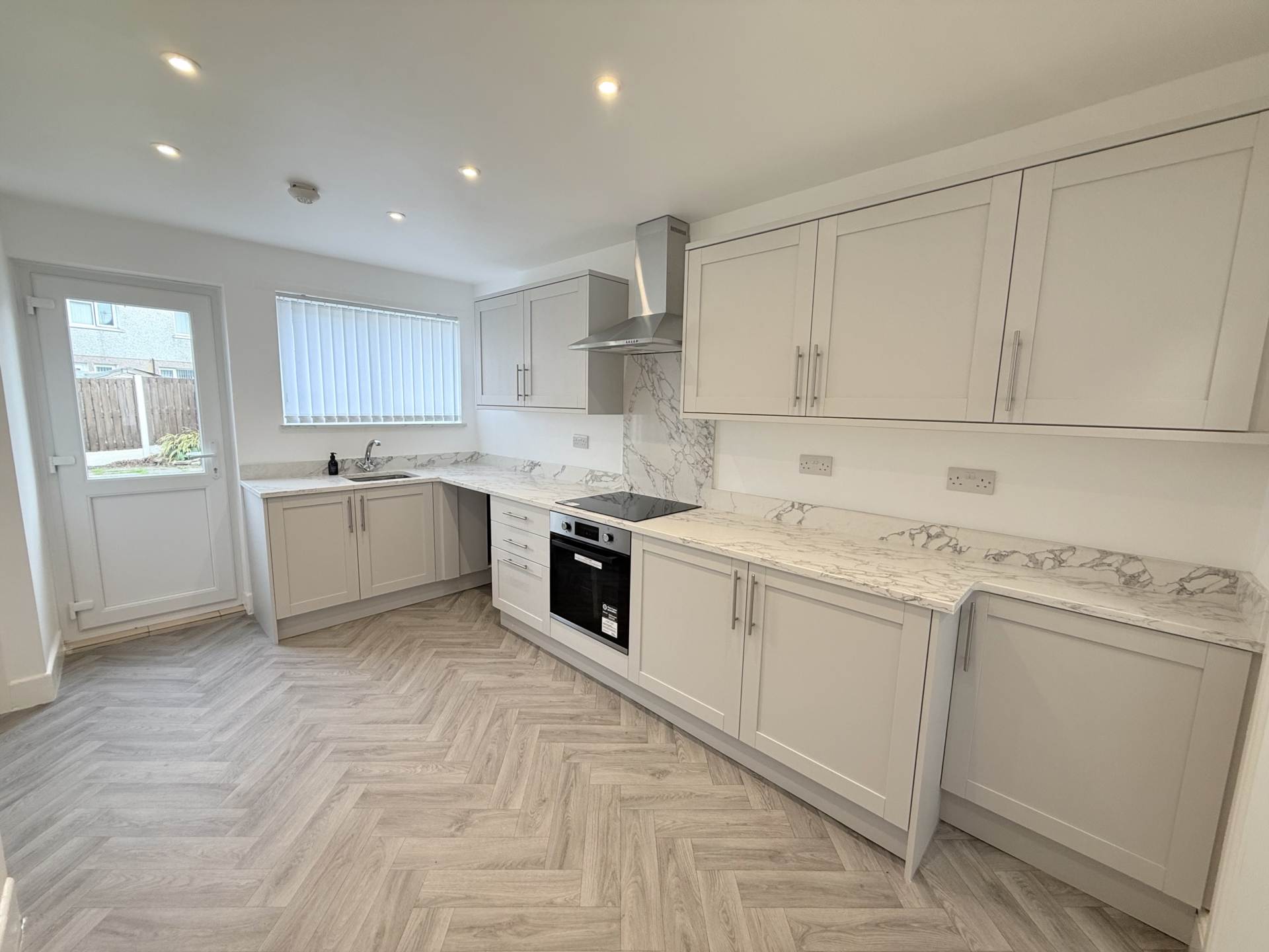 Westhead Close, Northwood, Image 7