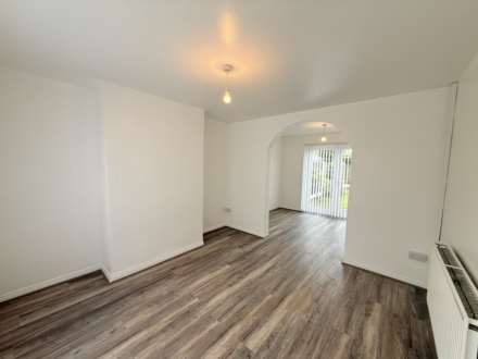 Westhead Close, Northwood, Image 2