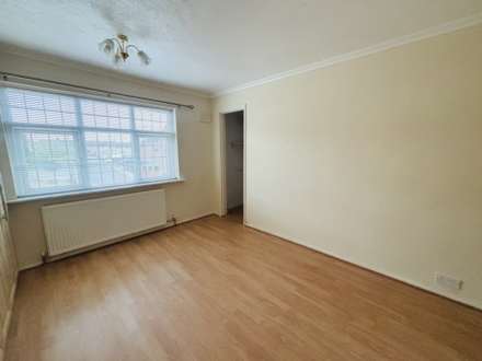 Bainton Road, Southdene, Image 9