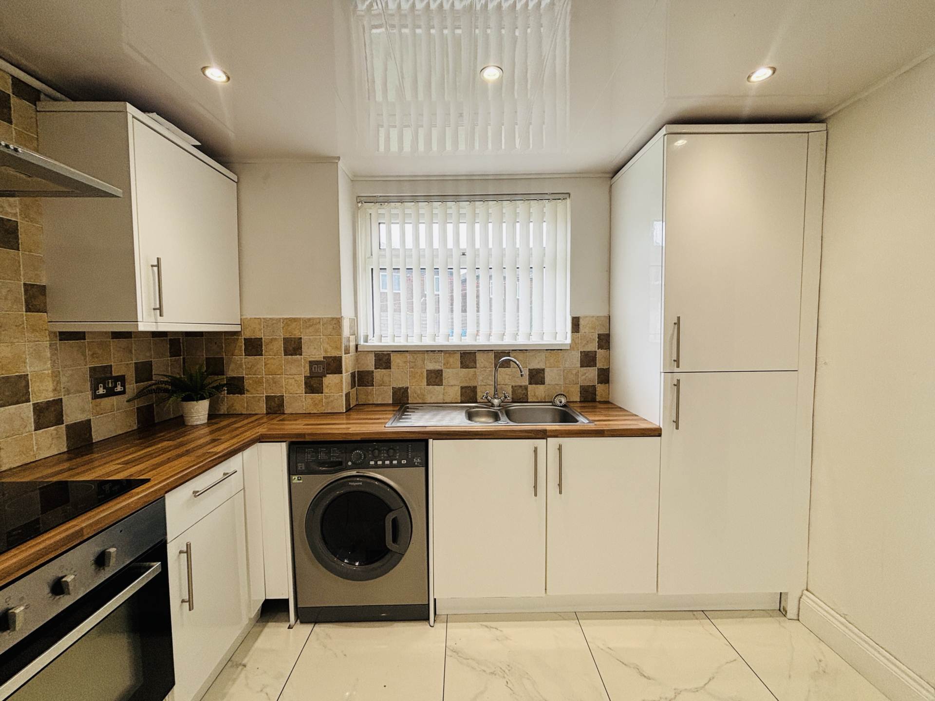 Roughwood Drive, Northwood, Image 10