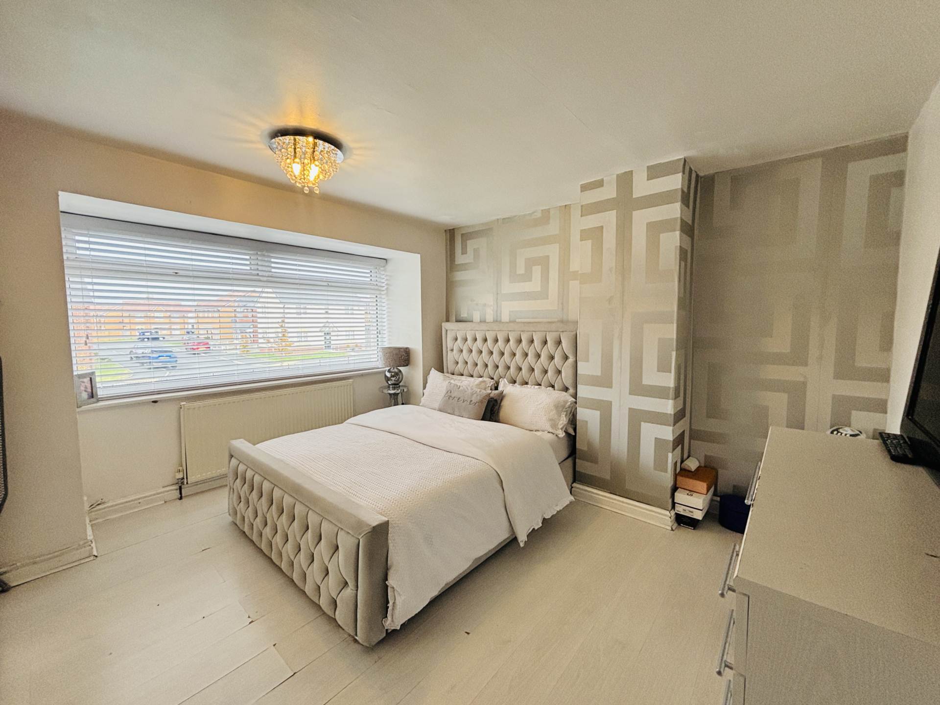 Roughwood Drive, Northwood, Image 17