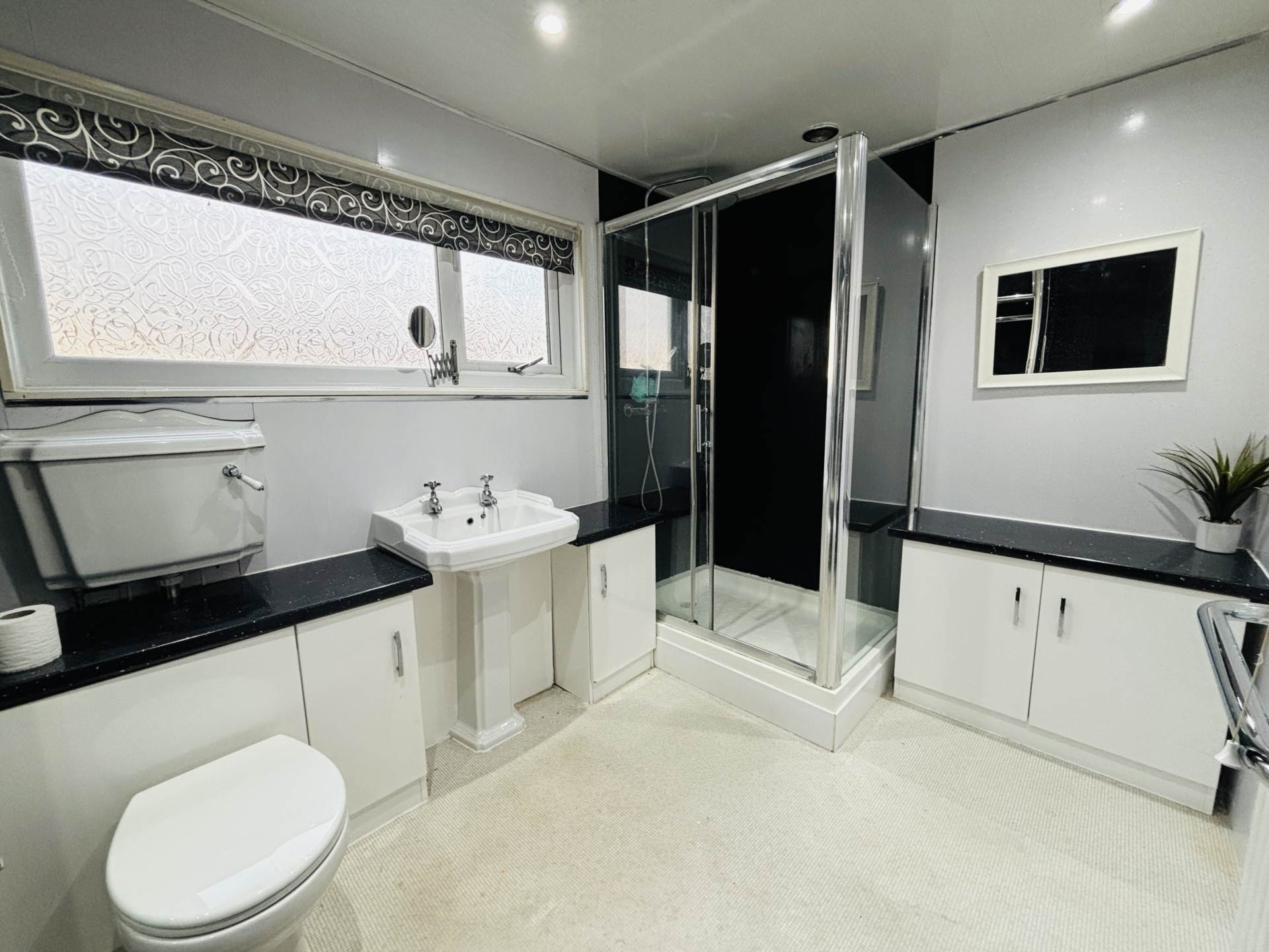 St Peters Close, Towerhill, Image 15