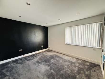 St Peters Close, Towerhill, Image 7