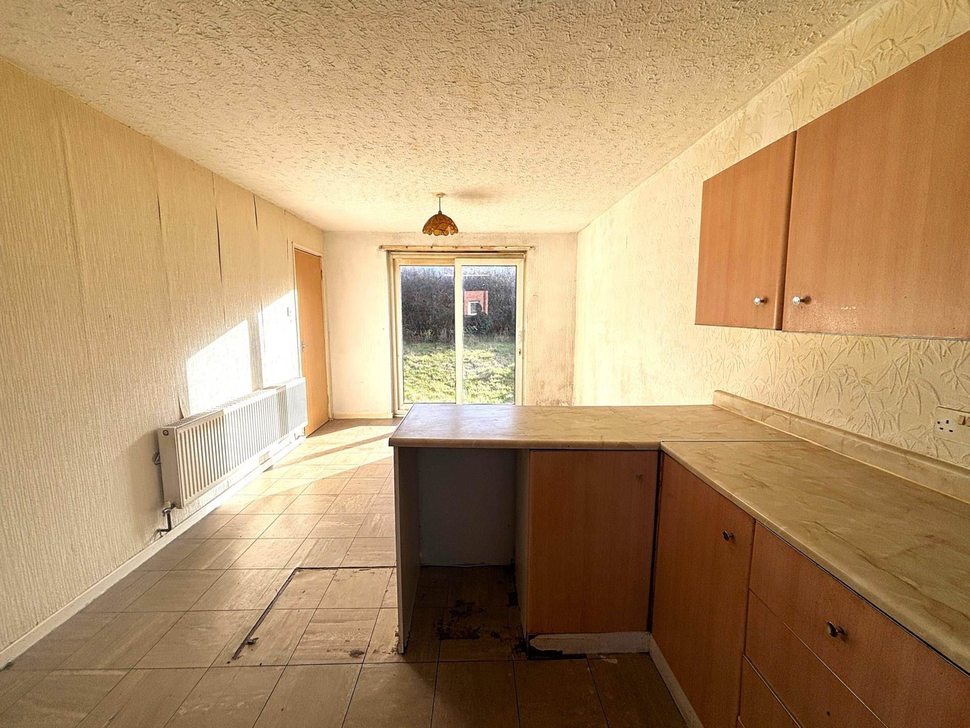 The Groves, Southdene, Image 4