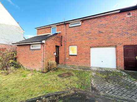 The Groves, Southdene