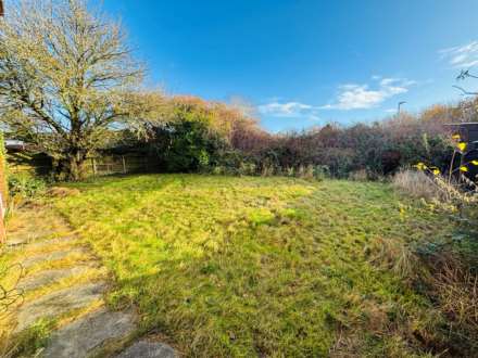 The Groves, Southdene, Image 11