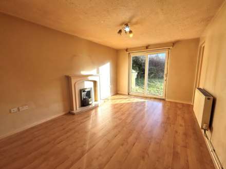 The Groves, Southdene, Image 2