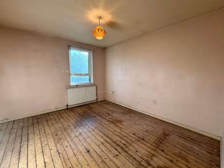 The Groves, Southdene, Image 7