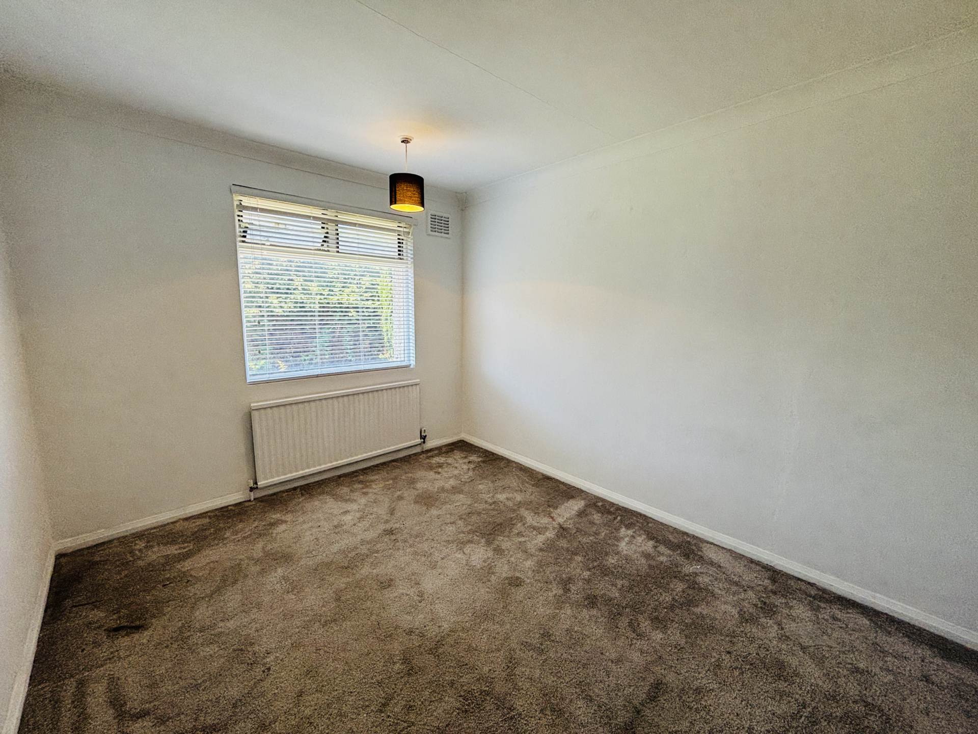 Ravenhead Avenue, Southdene, Image 13
