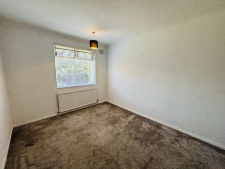 Ravenhead Avenue, Southdene, Image 13