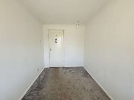 Ravenhead Avenue, Southdene, Image 15