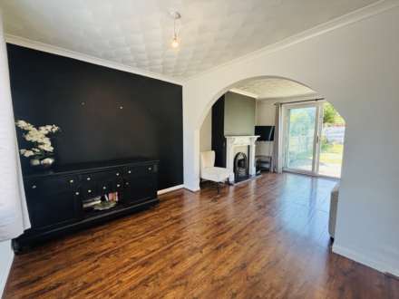 Ravenhead Avenue, Southdene, Image 3