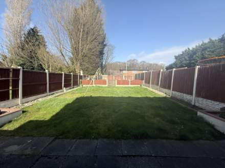 Spinney View, Spinney Woods, Image 14