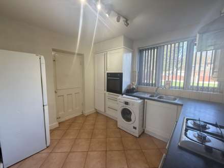 Spinney View, Spinney Woods, Image 5