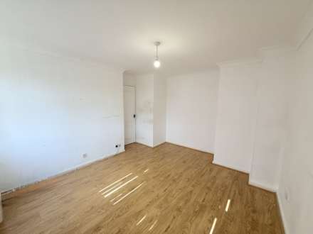 Spinney View, Spinney Woods, Image 9