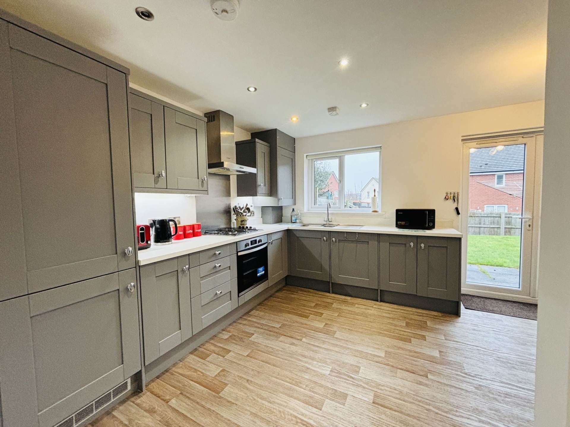 Hillpark Crecent, Mill Park, Image 12