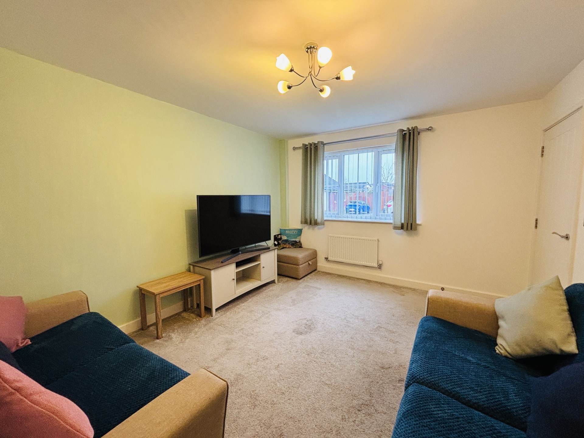 Hillpark Crecent, Mill Park, Image 2