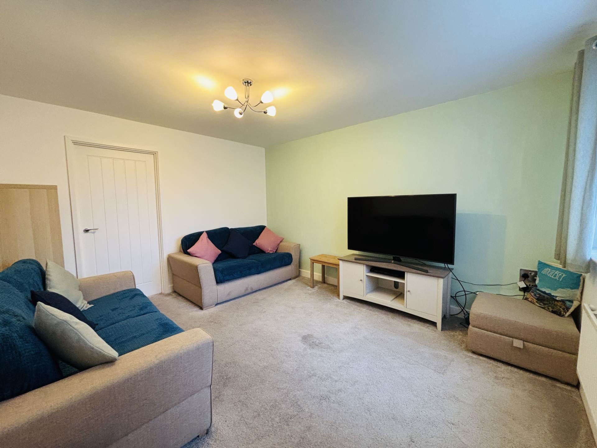 Hillpark Crecent, Mill Park, Image 5